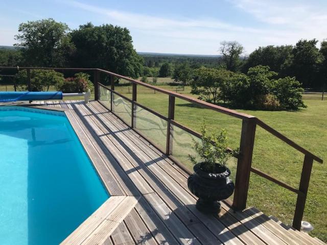 Bed and Breakfast Les Petits Chenes La Pellerine  Екстер'єр фото